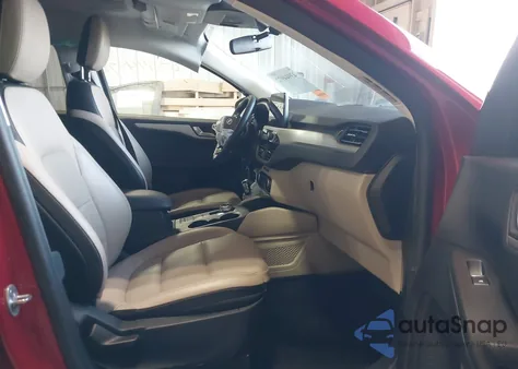 2022 Ford Escape Sel z USA, uszkodzony, nr VIN 1FMCU9H6XNUA78540